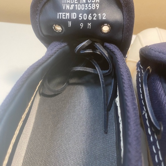 🔥 L.L. BEAN NEW LTD EDITION WHITE AND NAVY CANVAS DUCK BOOTS WOMENS SIZE 9M - Picture 9 of 10